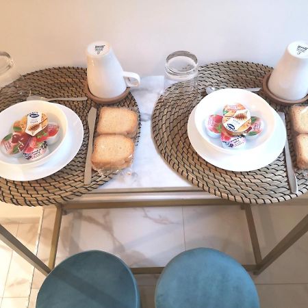 Bed and Breakfast Domus Leone Tre Neapol Zewnętrze zdjęcie