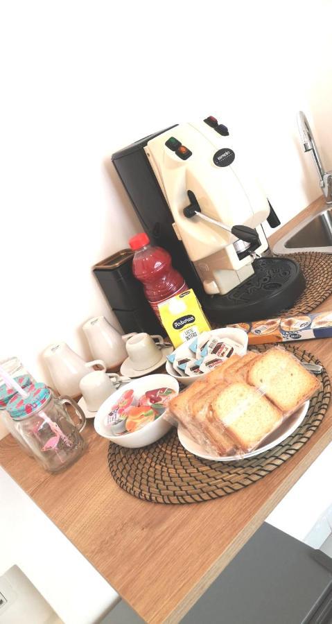 Bed and Breakfast Domus Leone Tre Neapol Zewnętrze zdjęcie